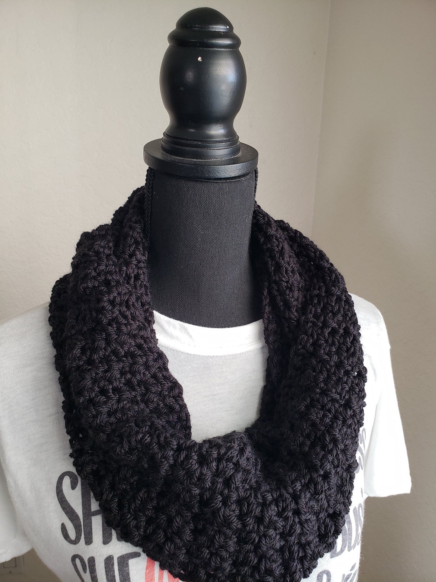 Seed Stitch Textured Cowl Scarf