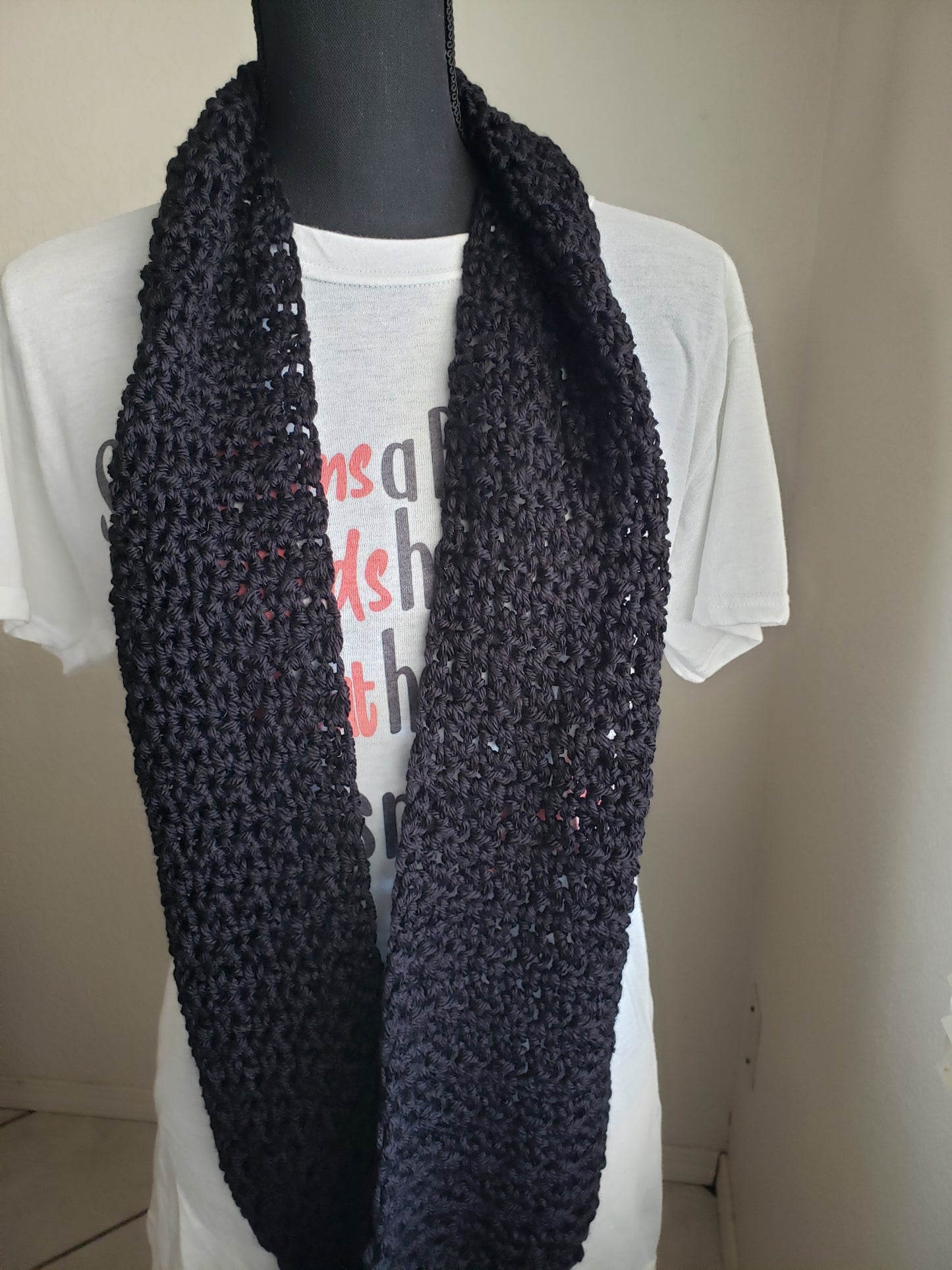 Seed Stitch Textured Cowl Scarf