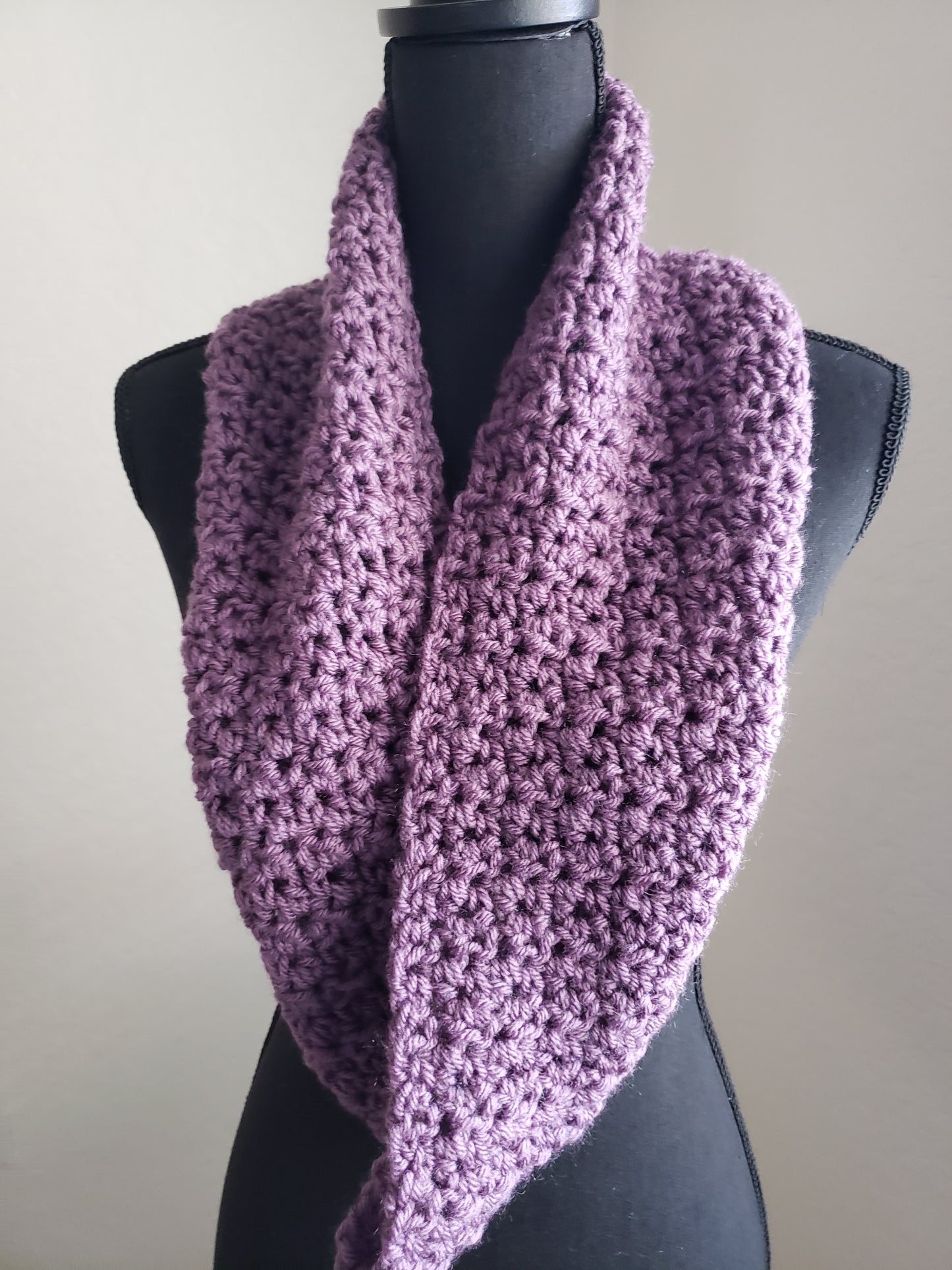 Seed Stitch Textured Cowl Scarf