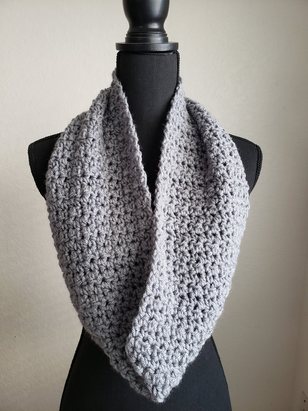 Seed Stitch Textured Cowl Scarf