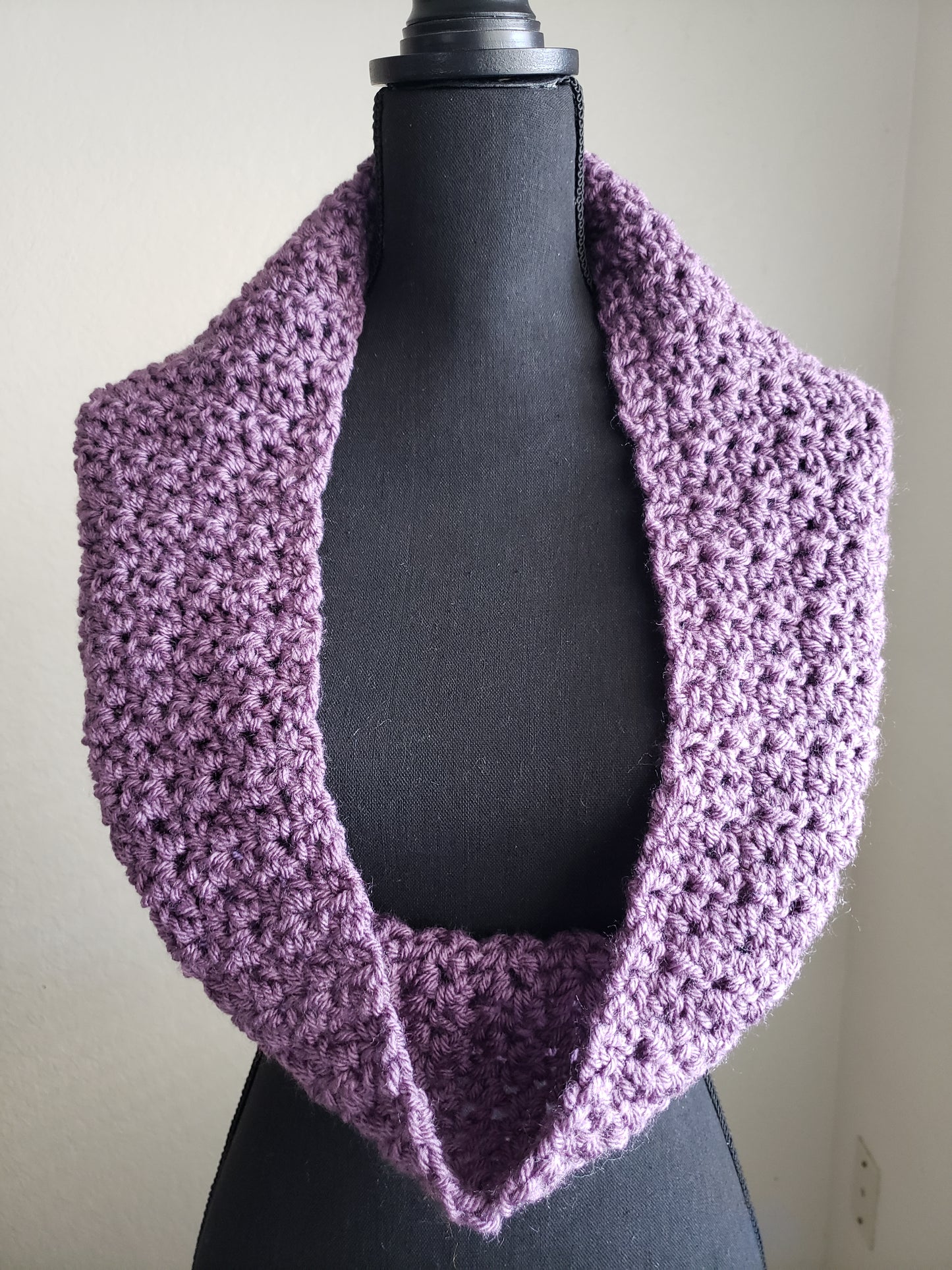 Seed Stitch Textured Cowl Scarf