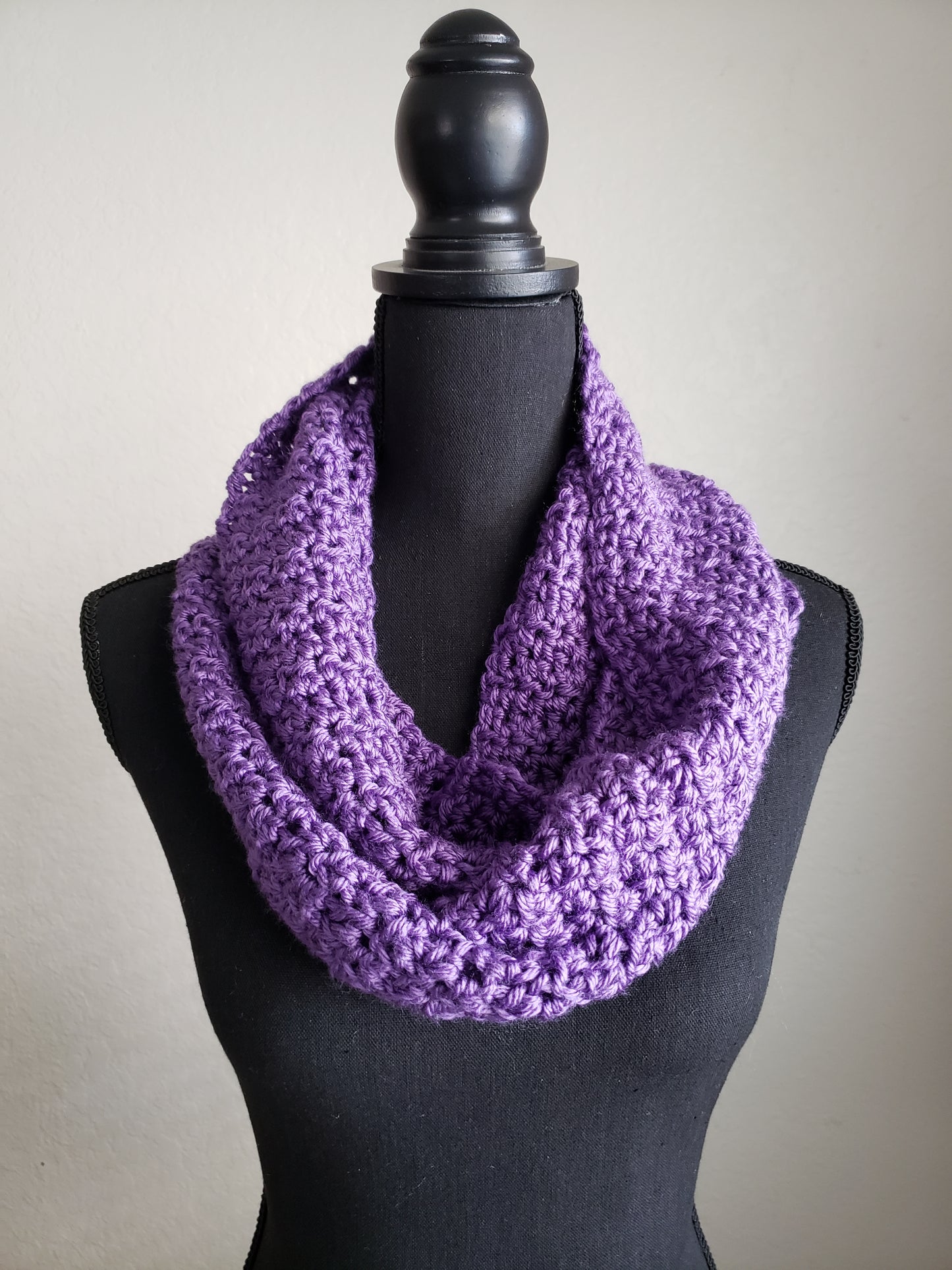 Seed Stitch Textured Cowl Scarf