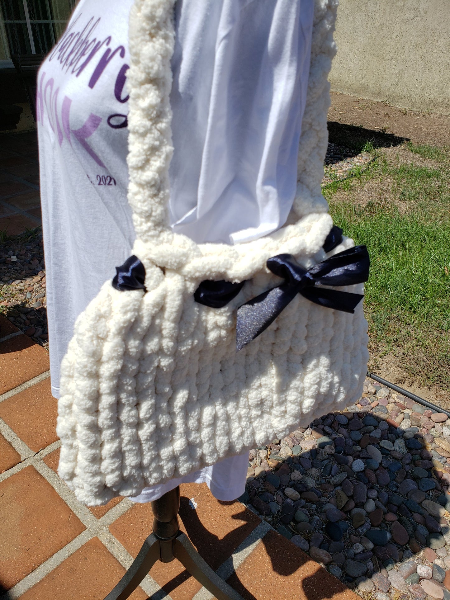 Chunky Knit Chenille Handbag with Ribbon Bow