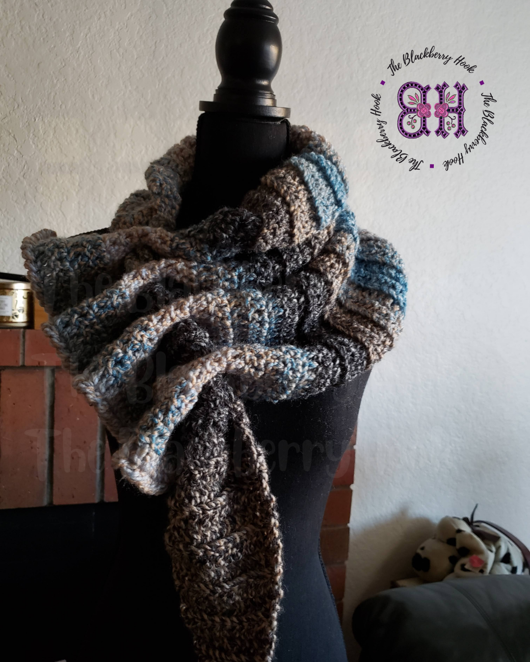 Keyhole Scarf